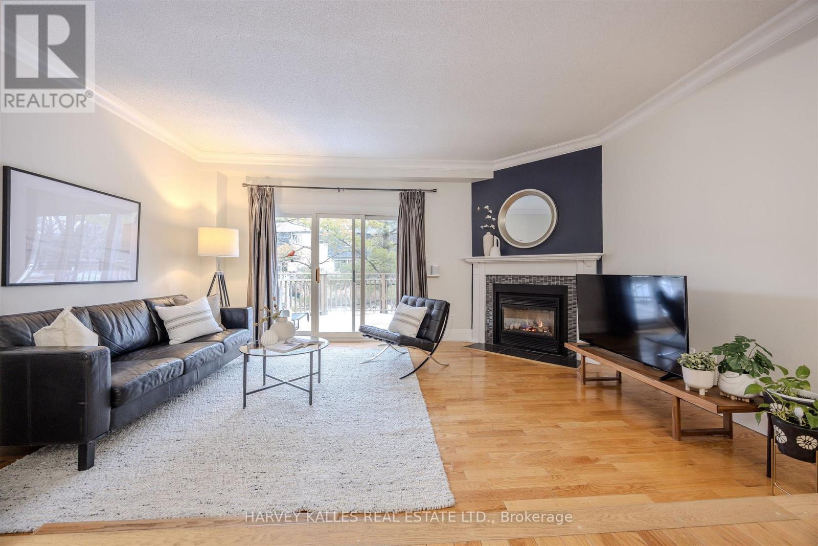 50 - 1060 Walden Circle, Mississauga, Ontario L5J 4J9 - Photo 2 - W12635322