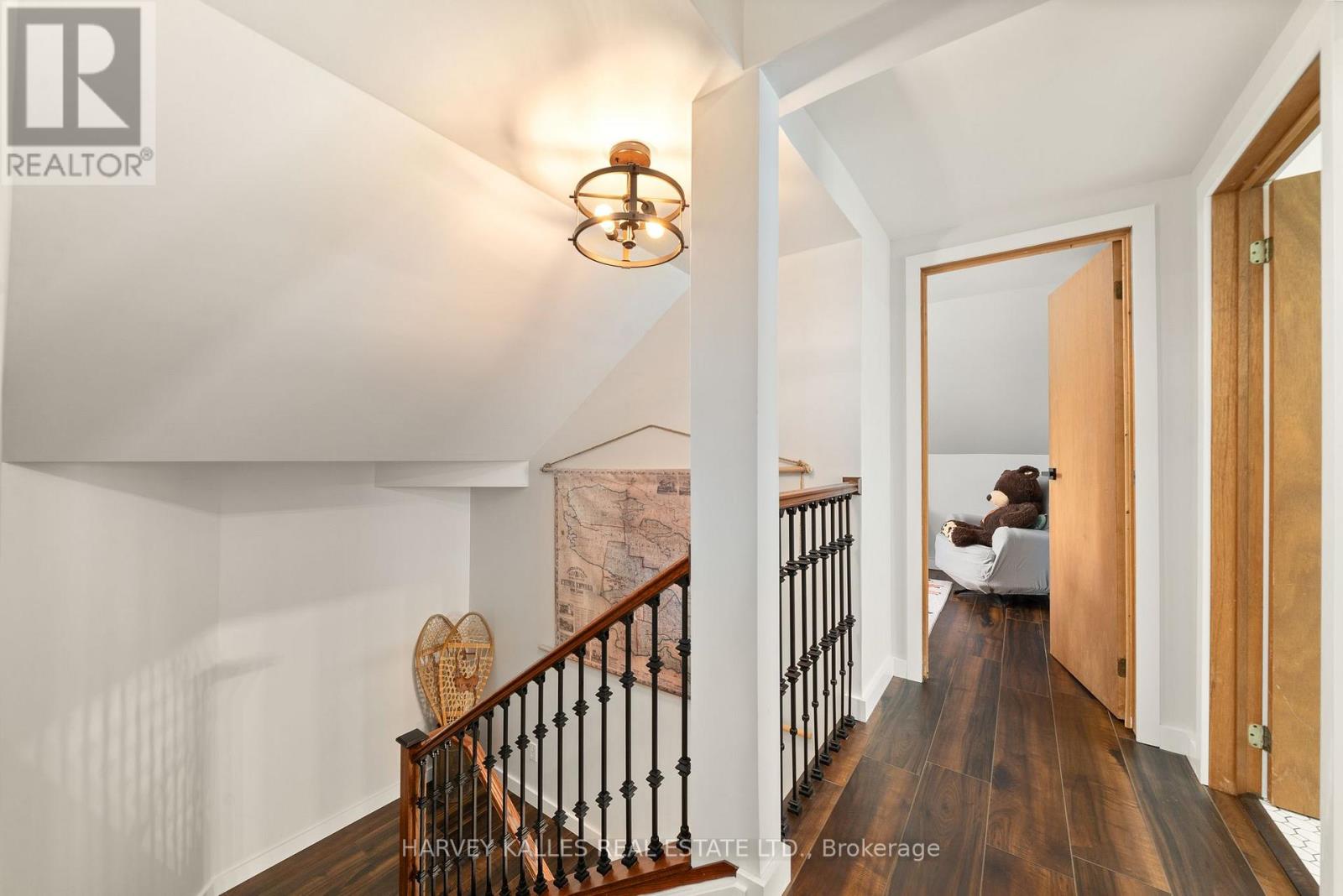 13965 Loyalist Parkway, Prince Edward County, Ontario K0K 2T0 - Photo 18 - X12635328