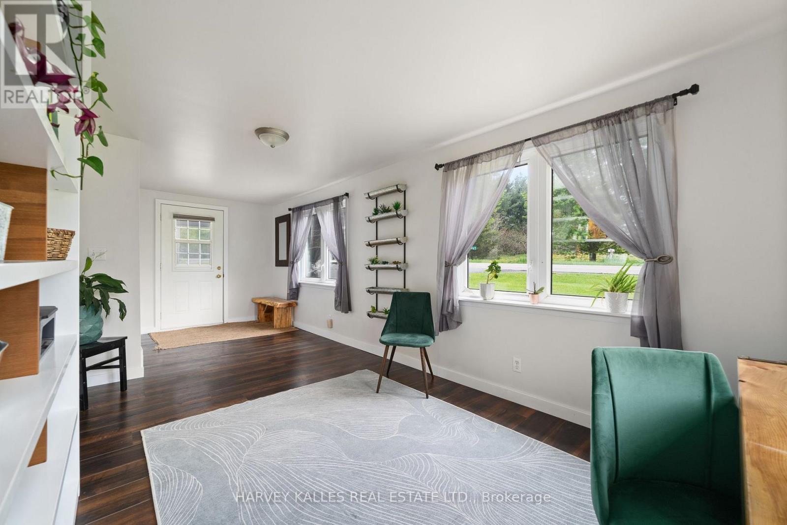 13965 Loyalist Parkway, Prince Edward County, Ontario K0K 2T0 - Photo 5 - X12635328