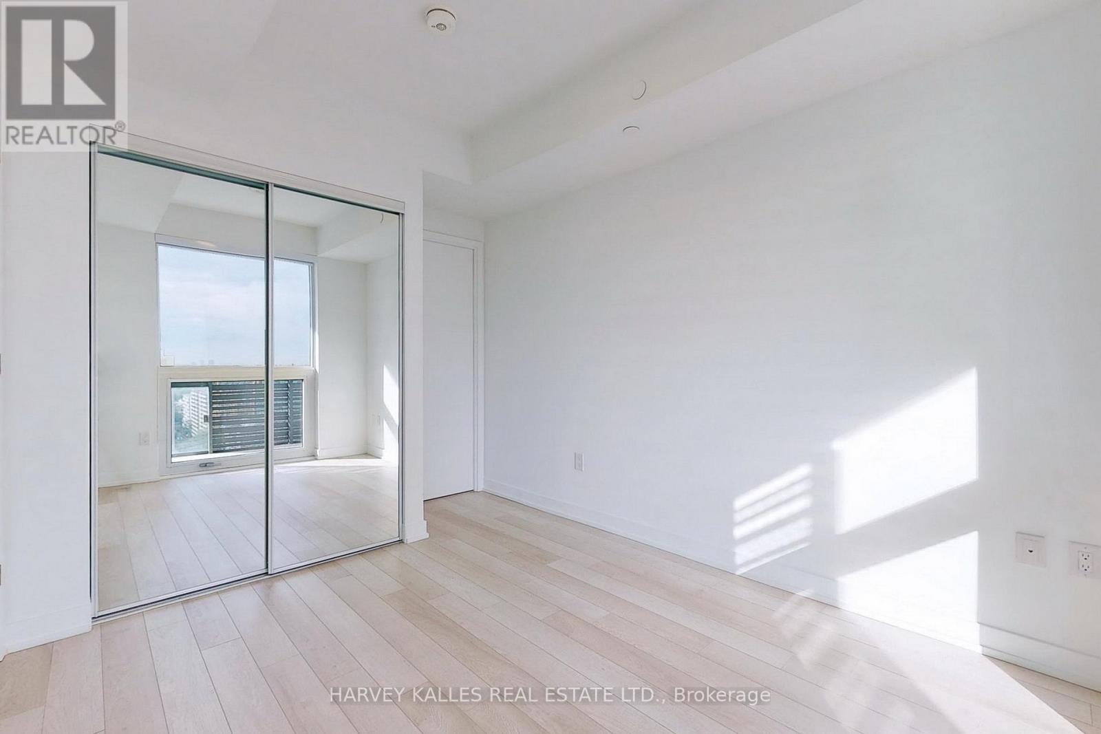 1410 - 39 Roehampton Avenue, Toronto, Ontario M4P 1P9 - Photo 13 - C12635982