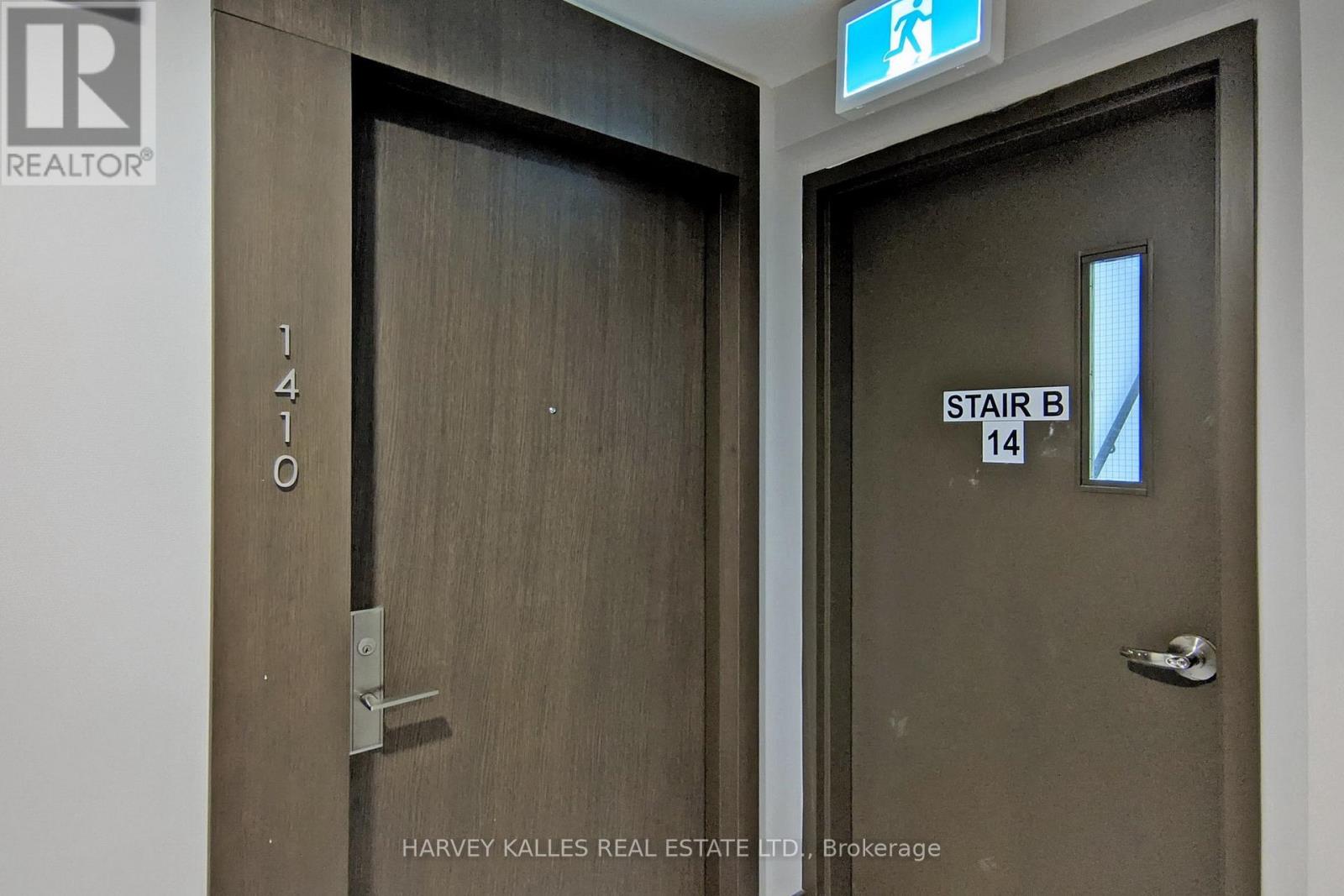 1410 - 39 Roehampton Avenue, Toronto, Ontario M4P 1P9 - Photo 2 - C12635982