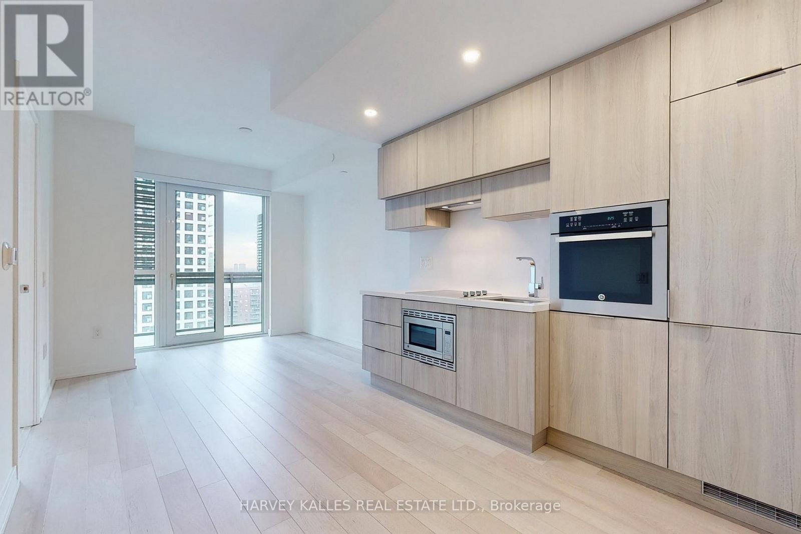 1410 - 39 Roehampton Avenue, Toronto, Ontario M4P 1P9 - Photo 4 - C12635982