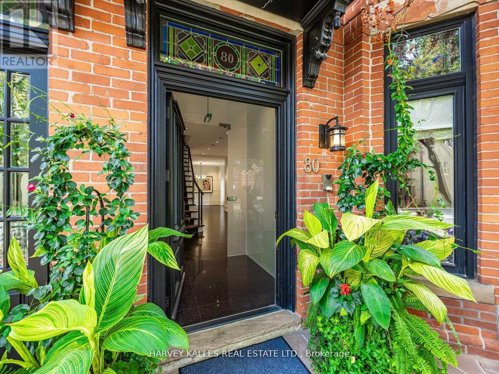 80 HAZELTON AVENUE, Toronto, Ontario