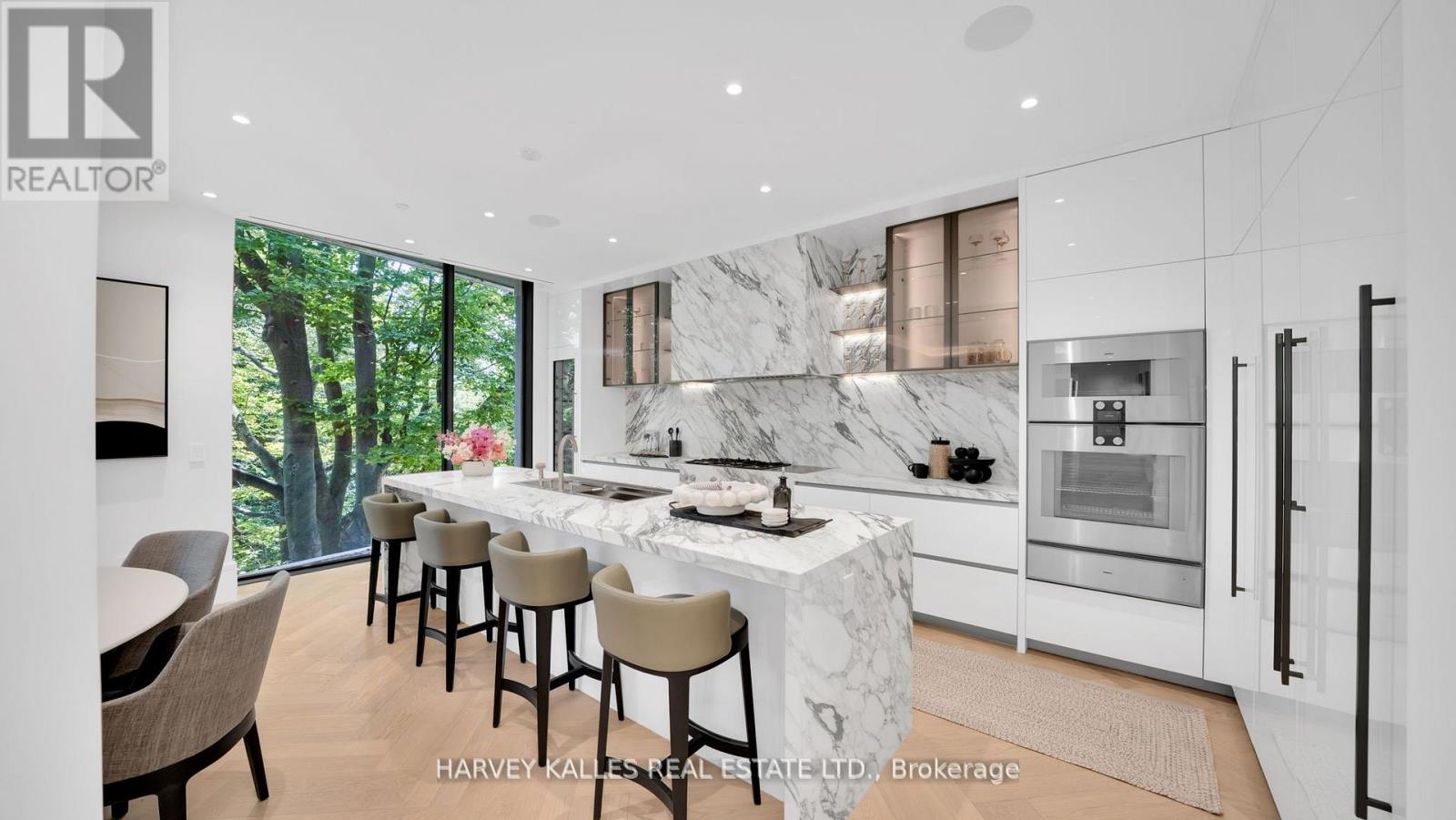 304 - 7 DALE AVENUE, Toronto, Ontario