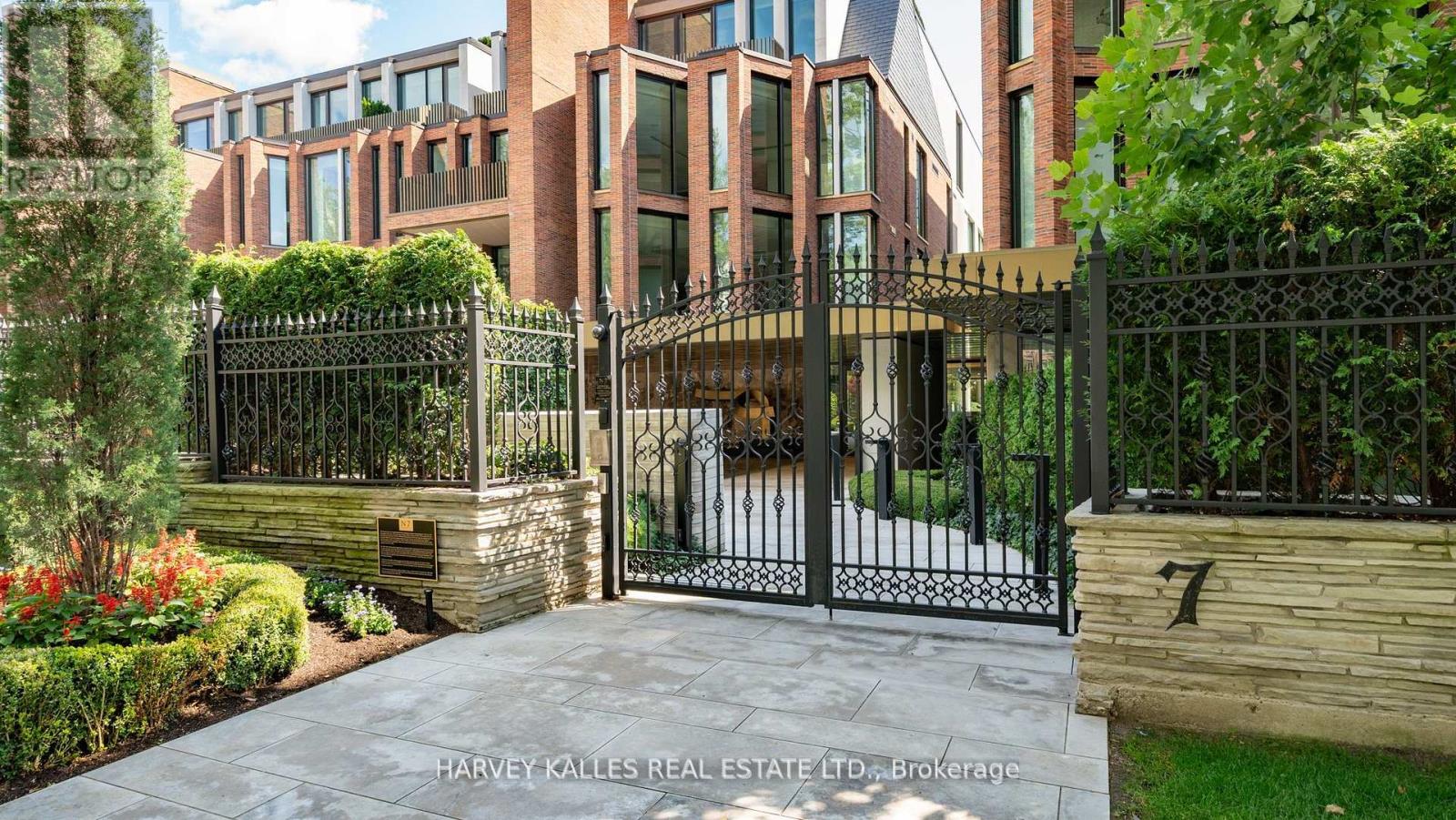 304 - 7 Dale Avenue, Toronto, Ontario M4W 1K2 - Photo 2 - C12646302