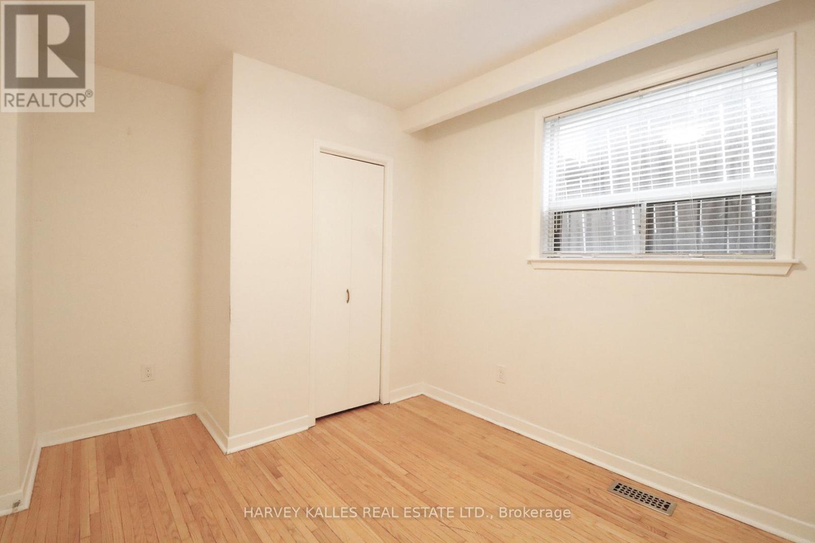 Main - 866 Davenport Road, Toronto, Ontario M6G 2B6 - Photo 13 - C12649532