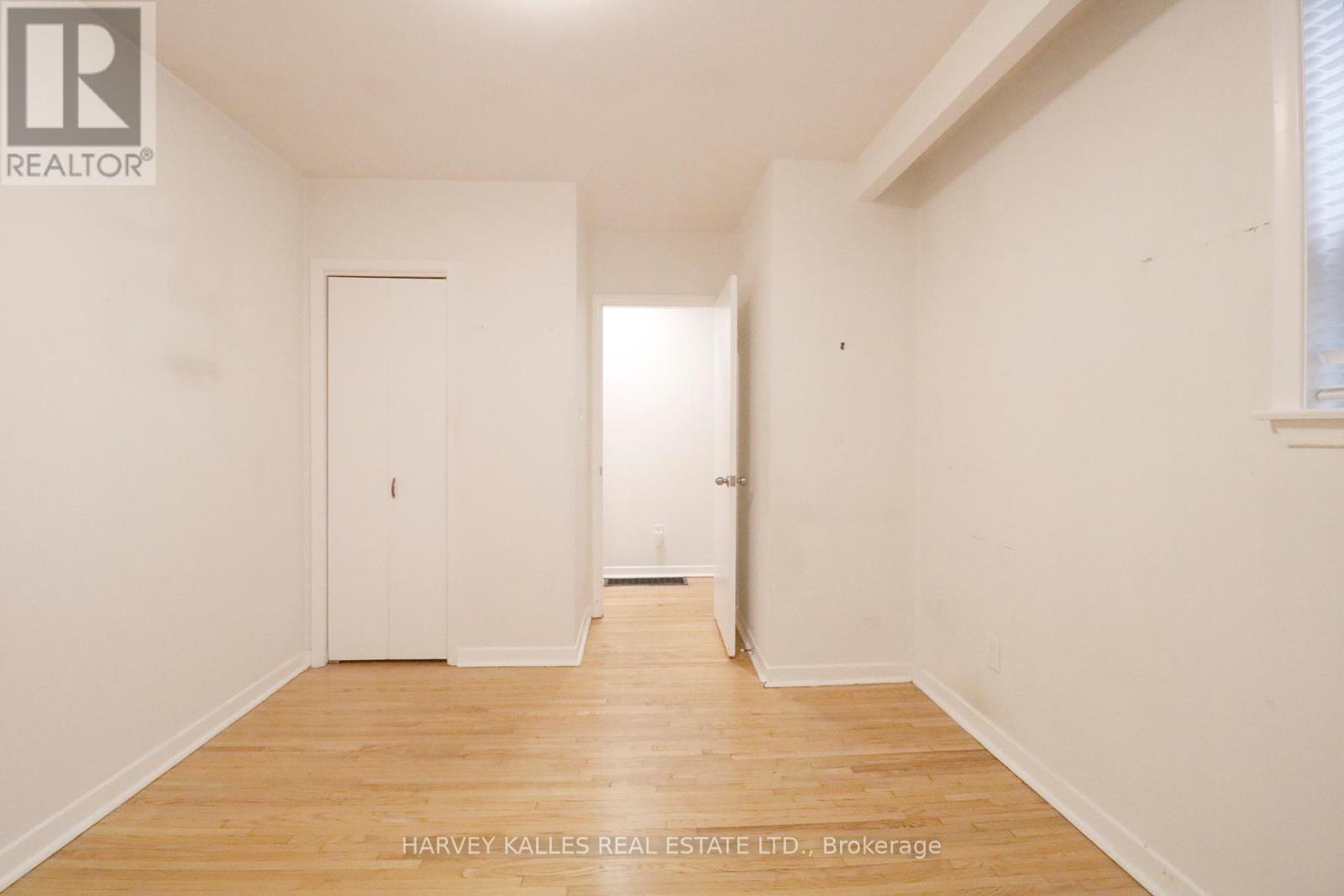 Main - 866 Davenport Road, Toronto, Ontario M6G 2B6 - Photo 7 - C12649532