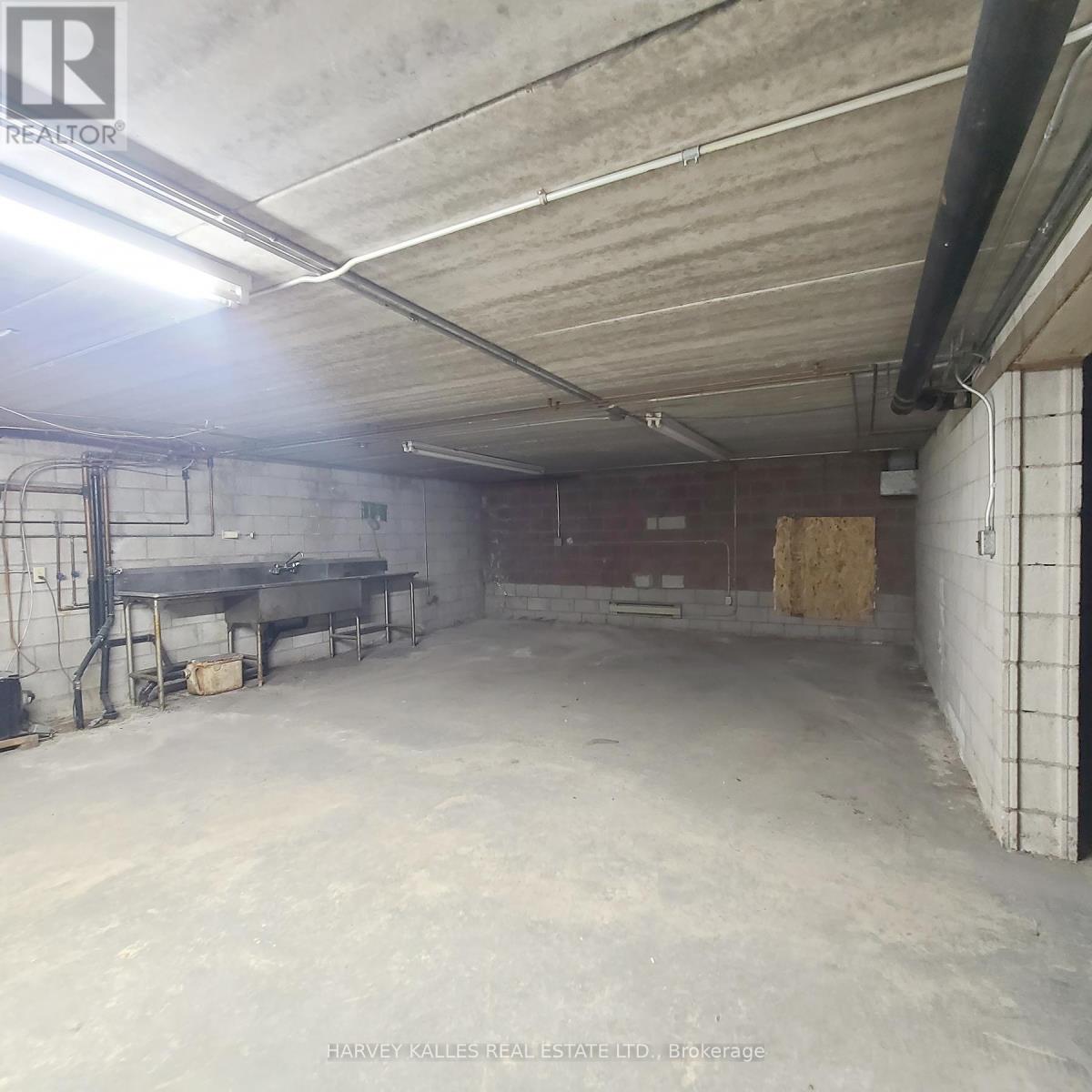 3829 Lake Shore Boulevard W, Toronto, Ontario M8W 1R3 - Photo 21 - W12650536