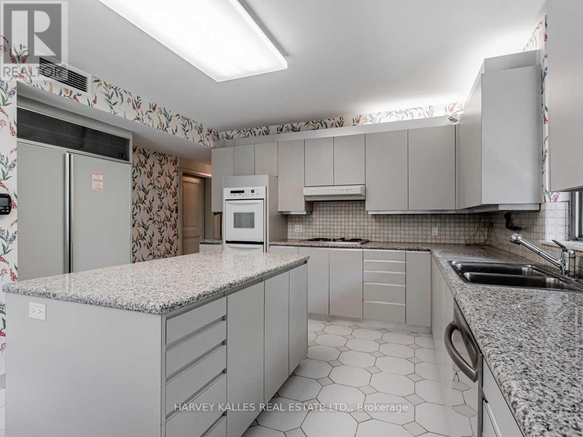 201 - 2600 Bathurst Street, Toronto, Ontario  M6B 2Z4 - Photo 12 - C12658440