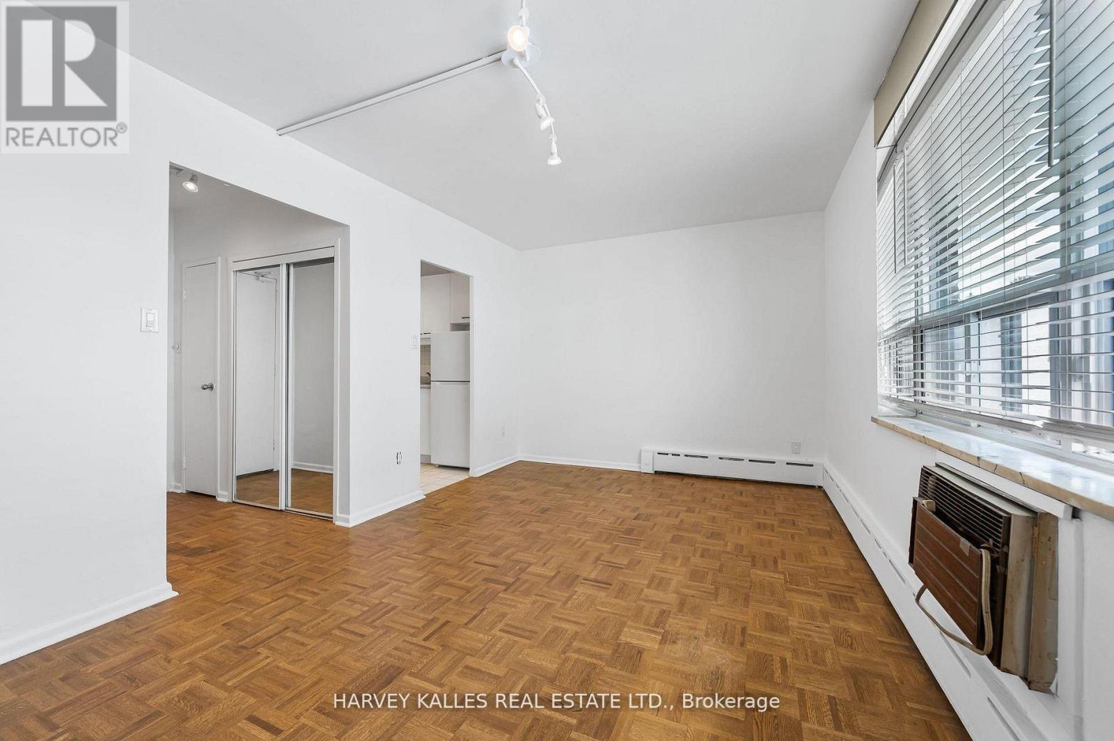 706 - 78 Warren Road, Toronto, Ontario M4V 2R6 - Photo 10 - C12660956