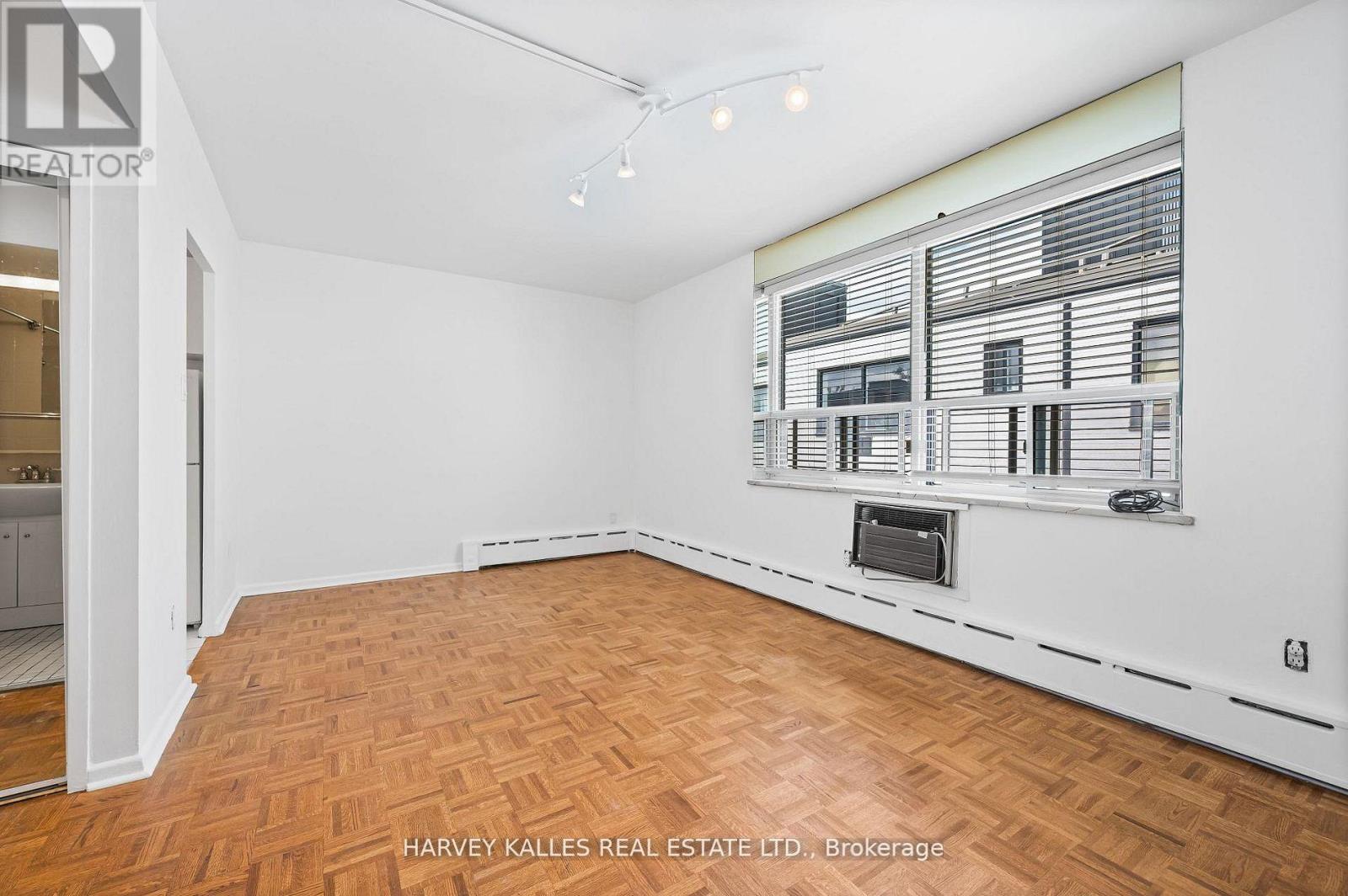 706 - 78 Warren Road, Toronto, Ontario M4V 2R6 - Photo 11 - C12660956