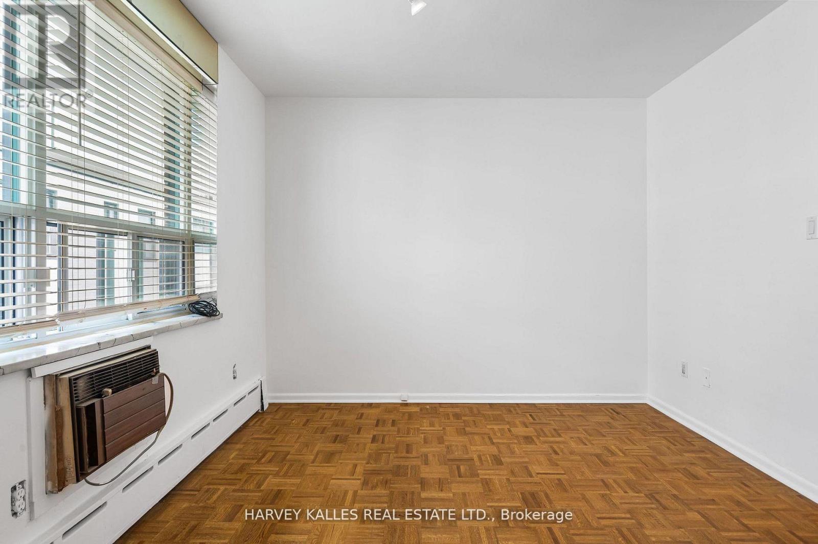 706 - 78 Warren Road, Toronto, Ontario M4V 2R6 - Photo 15 - C12660956