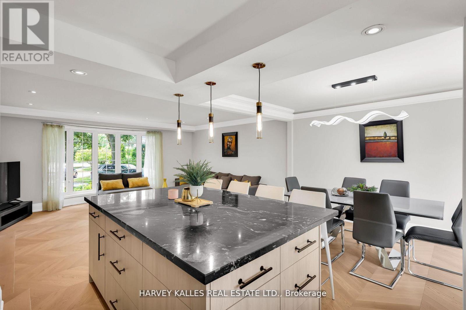 16 Wedgeport Place, Toronto, Ontario M2N 4B4 - Photo 3 - C12661412