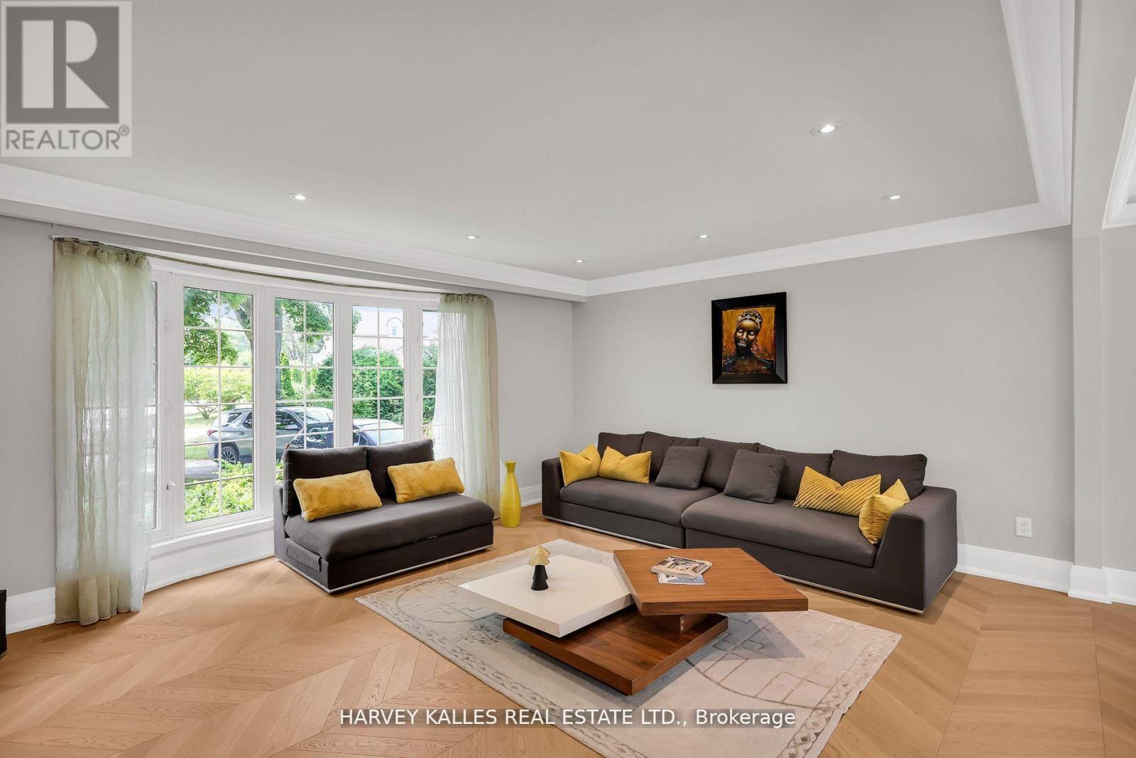 16 Wedgeport Place, Toronto, Ontario M2N 4B4 - Photo 8 - C12661412