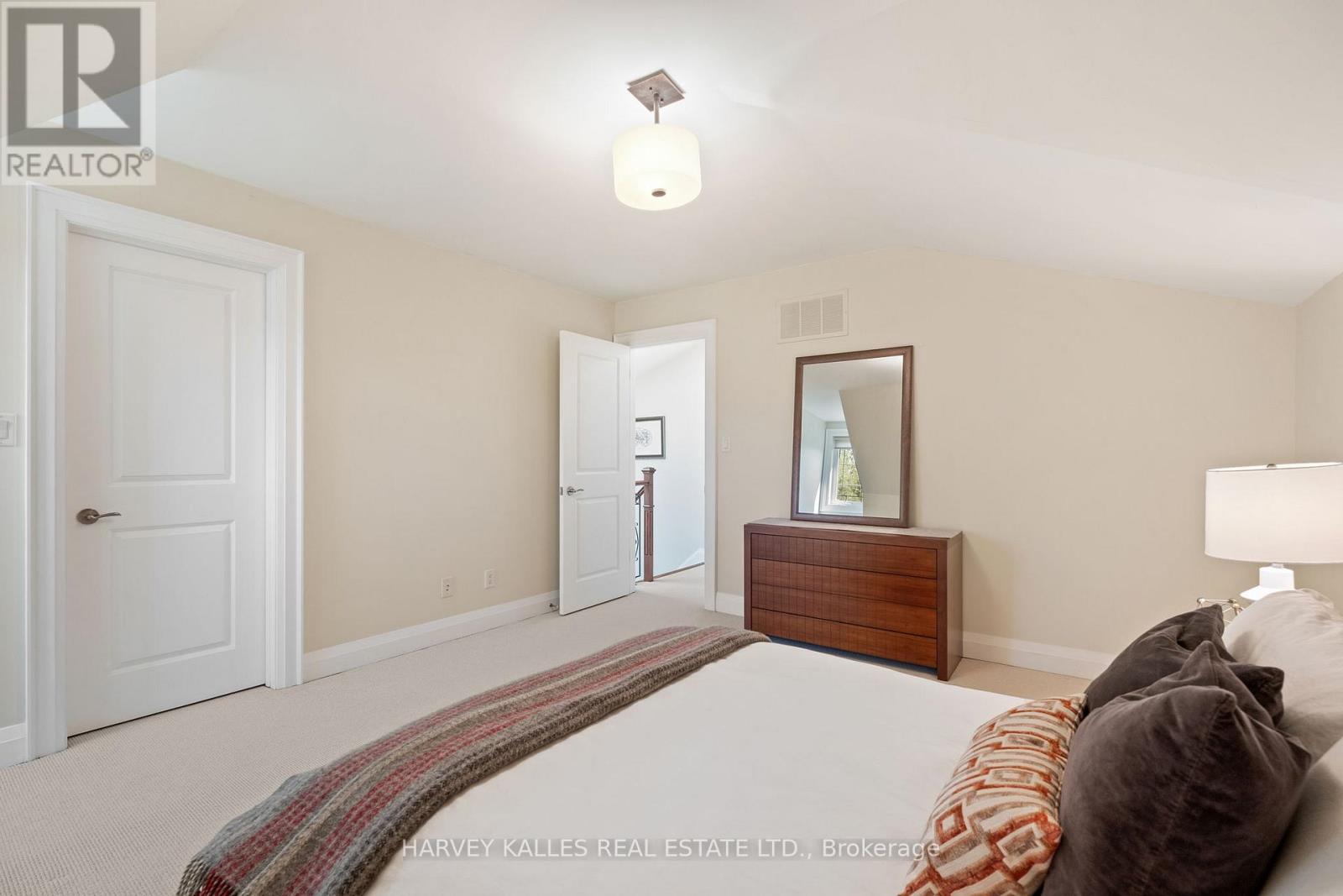 487 Spadina Road, Toronto, Ontario M5P 2W6 - Photo 32 - C12661892