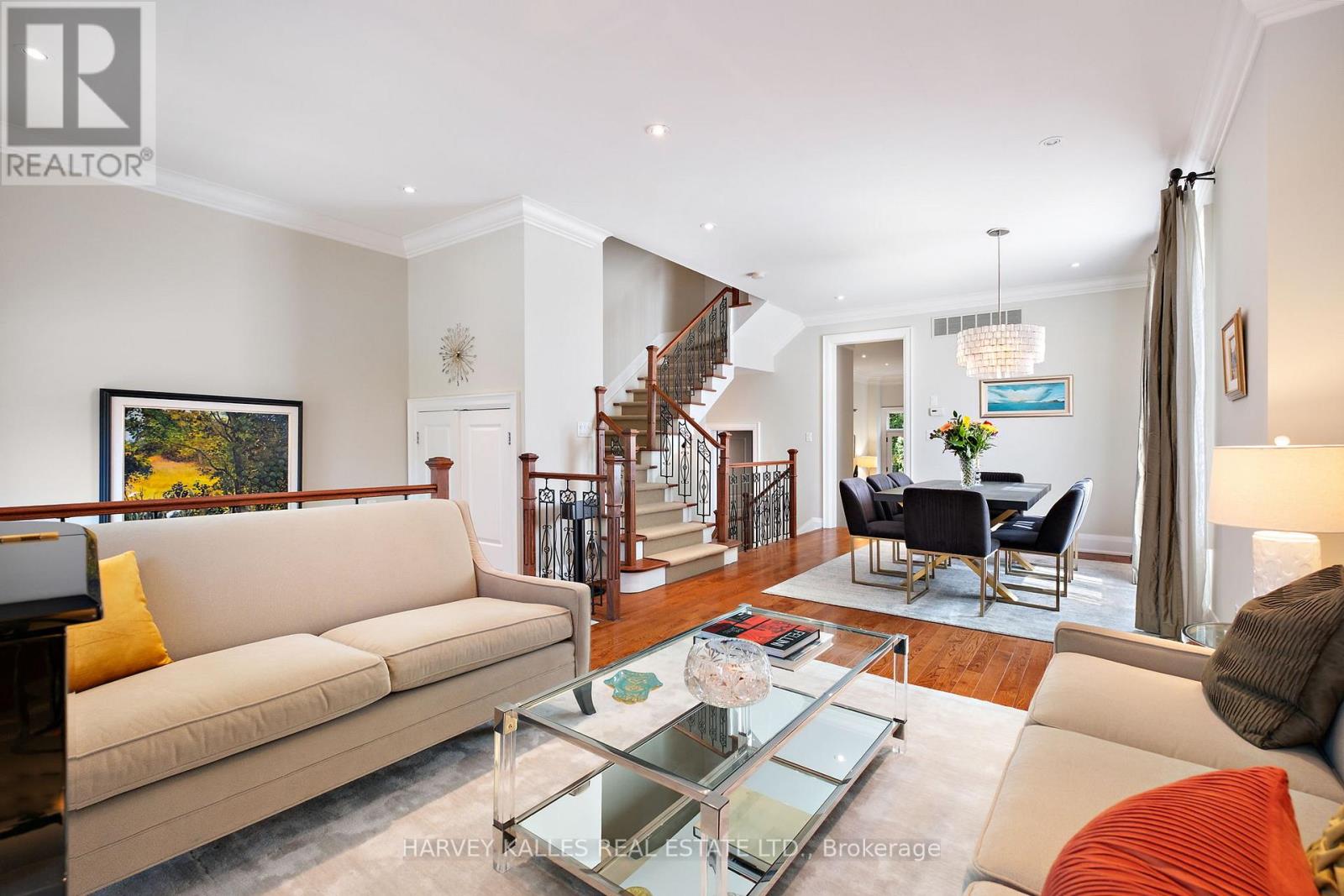 487 Spadina Road, Toronto, Ontario M5P 2W6 - Photo 6 - C12661892