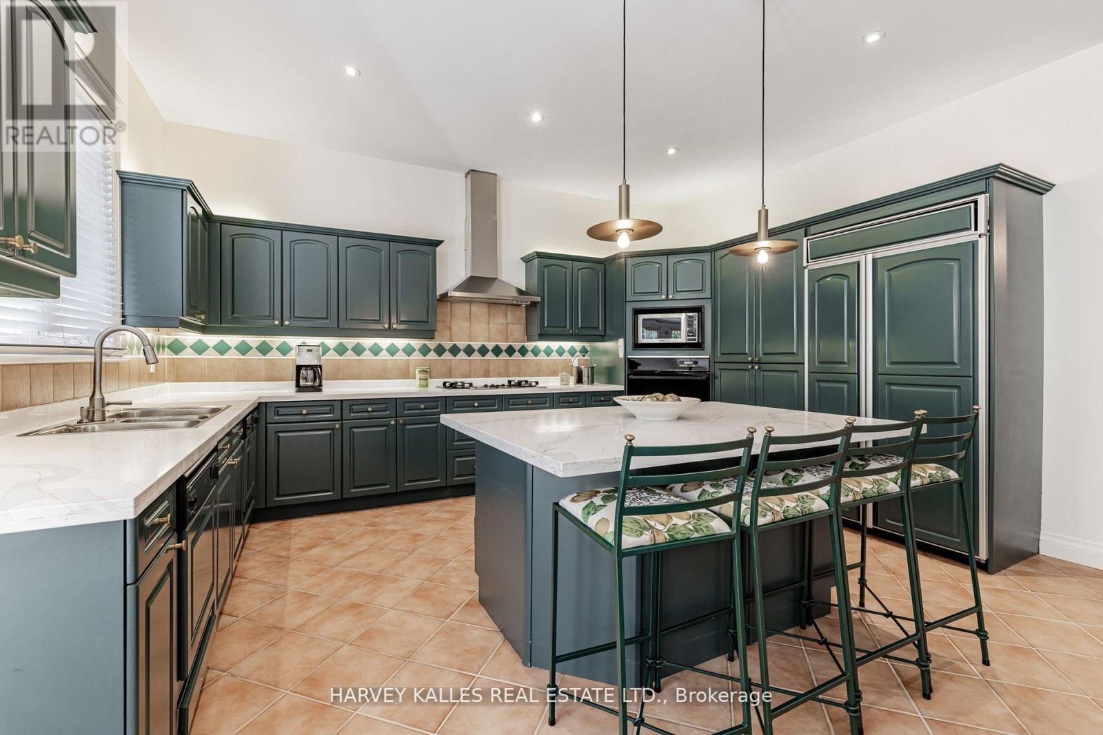 145 Rodeo Drive, Vaughan, Ontario  L4J 4Y6 - Photo 12 - N12663324