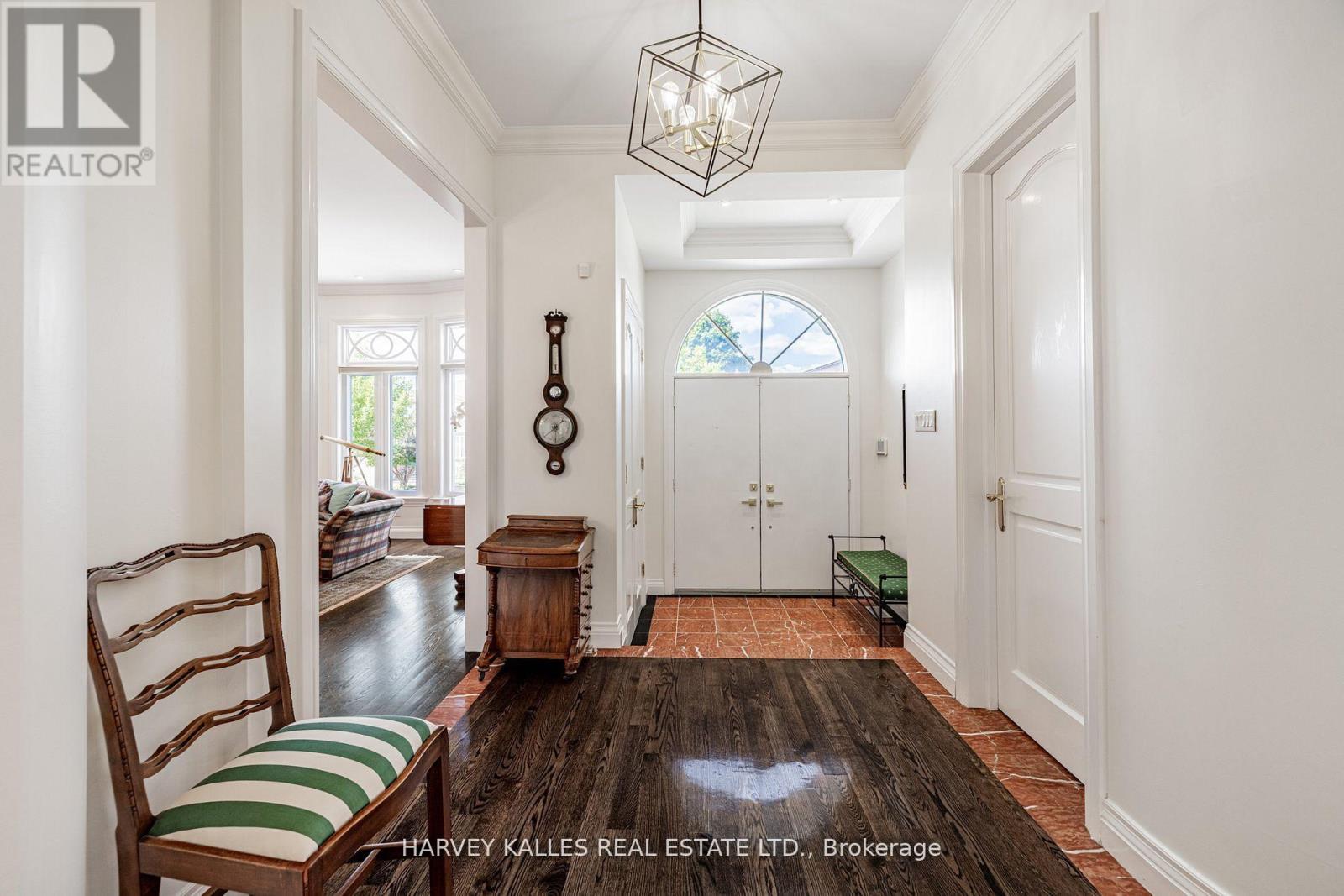 145 Rodeo Drive, Vaughan, Ontario  L4J 4Y6 - Photo 4 - N12663324