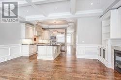 330 Elm Road, Toronto, Ontario M5H 3V4 - Photo 11 - C12663726