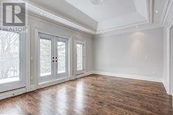 330 Elm Road, Toronto, Ontario M5H 3V4 - Photo 16 - C12663726