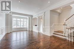 330 Elm Road, Toronto, Ontario M5H 3V4 - Photo 3 - C12663726