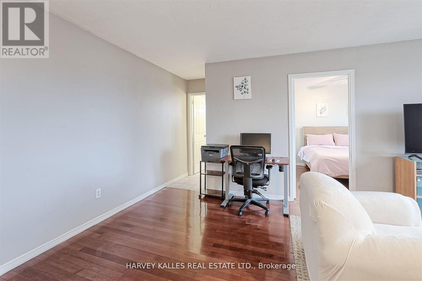 45 - 2373 King Street E, Hamilton, Ontario L8K 1X9 - Photo 16 - X12665218