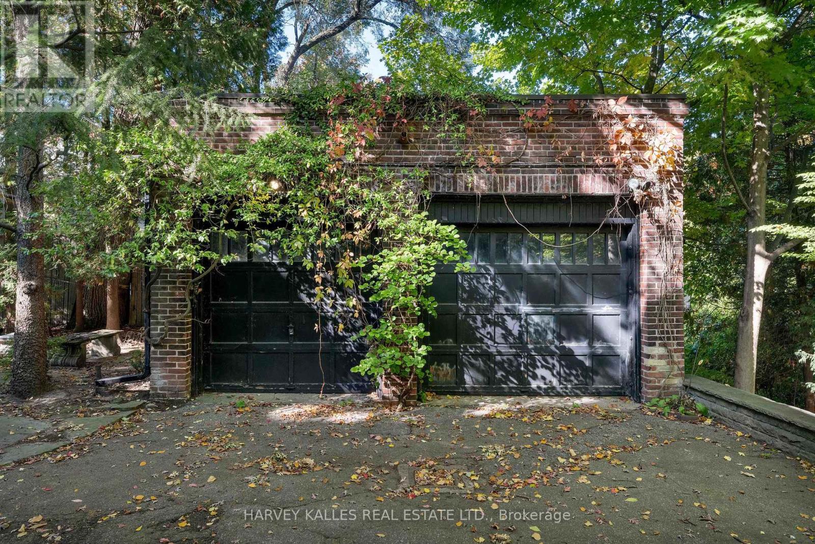 7 Beaumont Road, Toronto, Ontario M4W 1V4 - Photo 13 - C12665410