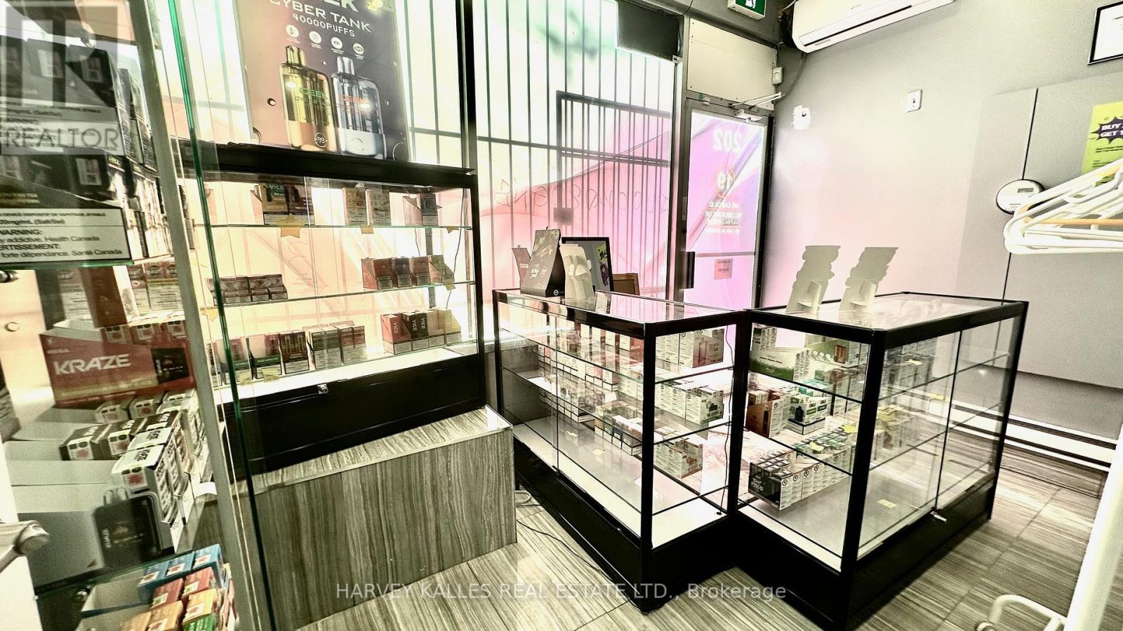 Ground - 202 Baldwin Street, Toronto, Ontario M6B 3B4 - Photo 3 - C12671112