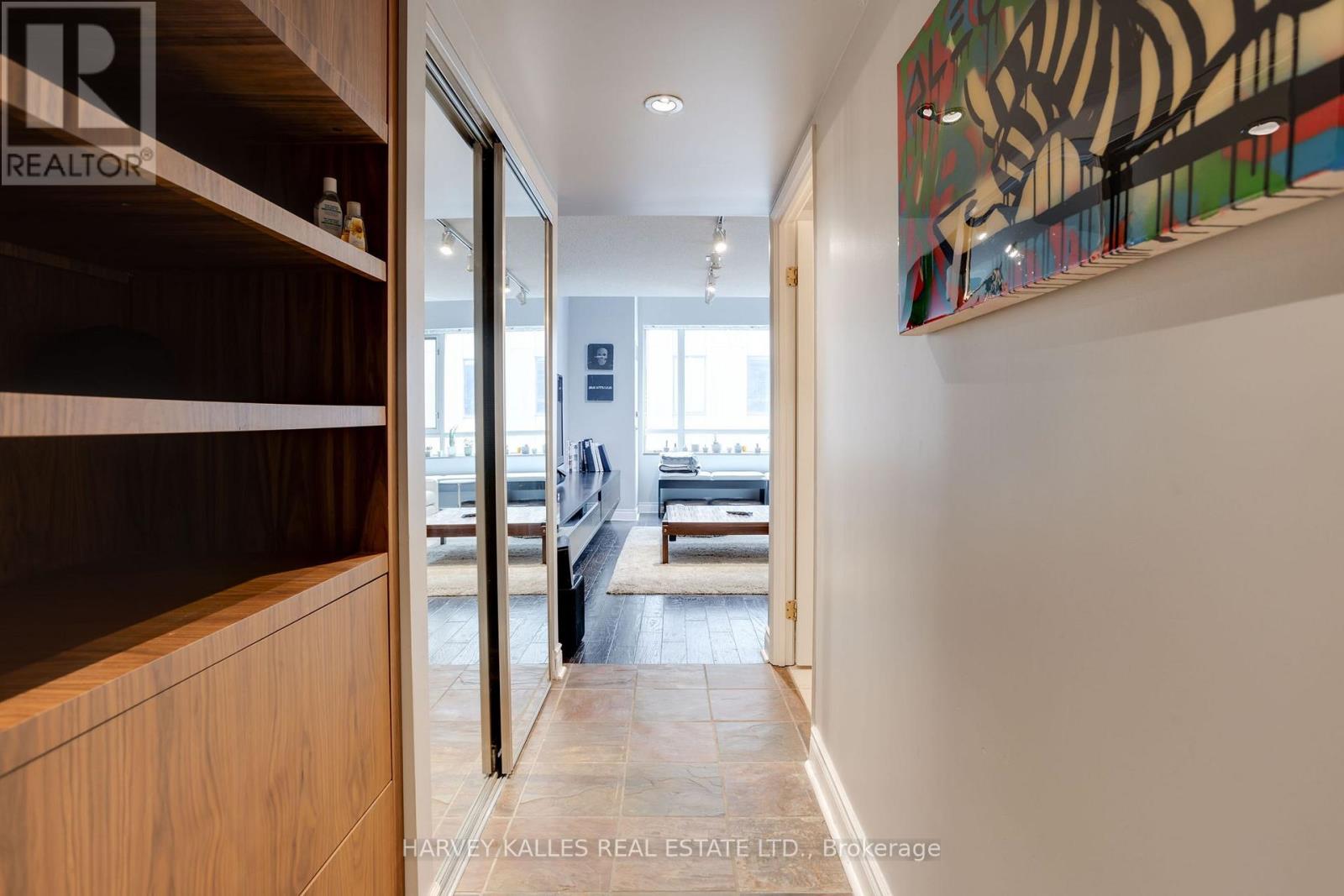 703 - 80 Cumberland Street, Toronto, Ontario M5R 3V1 - Photo 18 - C12672376