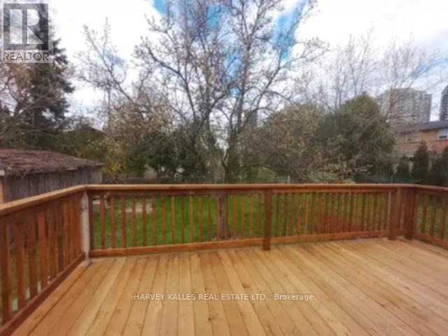 Main - 32 Santa Barbara Road, Toronto, Ontario M2N 2C2 - Photo 5 - C12675762