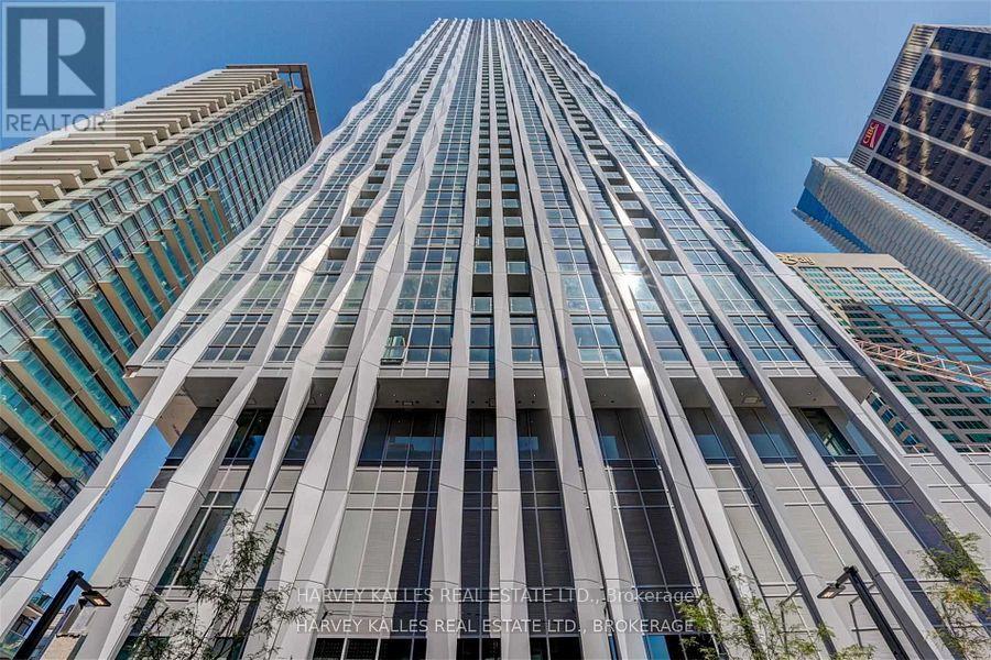 4906 - 1 Yorkville Avenue, Toronto, Ontario M4W 1L1 - Photo 2 - C12678886