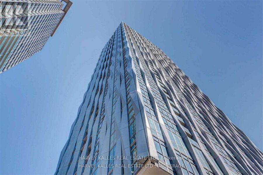 4906 - 1 Yorkville Avenue, Toronto, Ontario M4W 1L1 - Photo 3 - C12678886