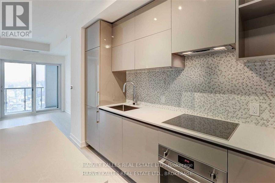 4906 - 1 Yorkville Avenue, Toronto, Ontario M4W 1L1 - Photo 8 - C12678886