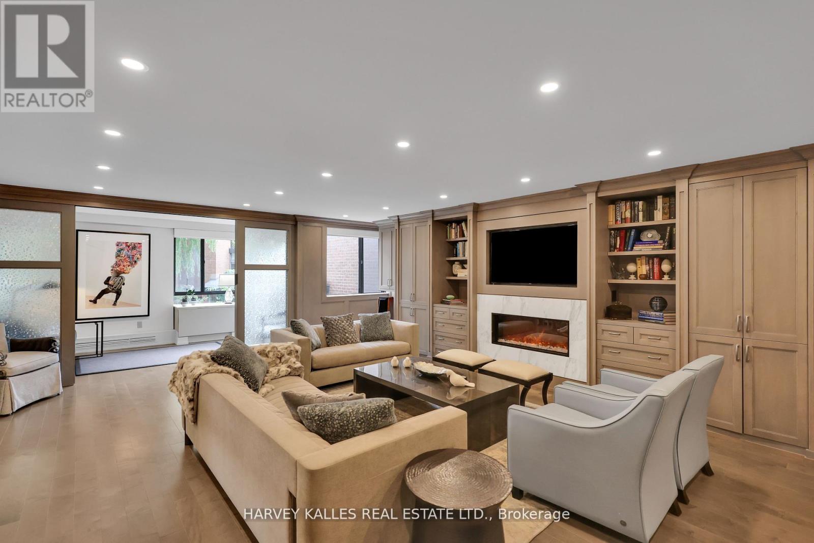 324-325 - 40 Sylvan Valley Way, Toronto, Ontario  M5M 4M3 - Photo 17 - C12679952