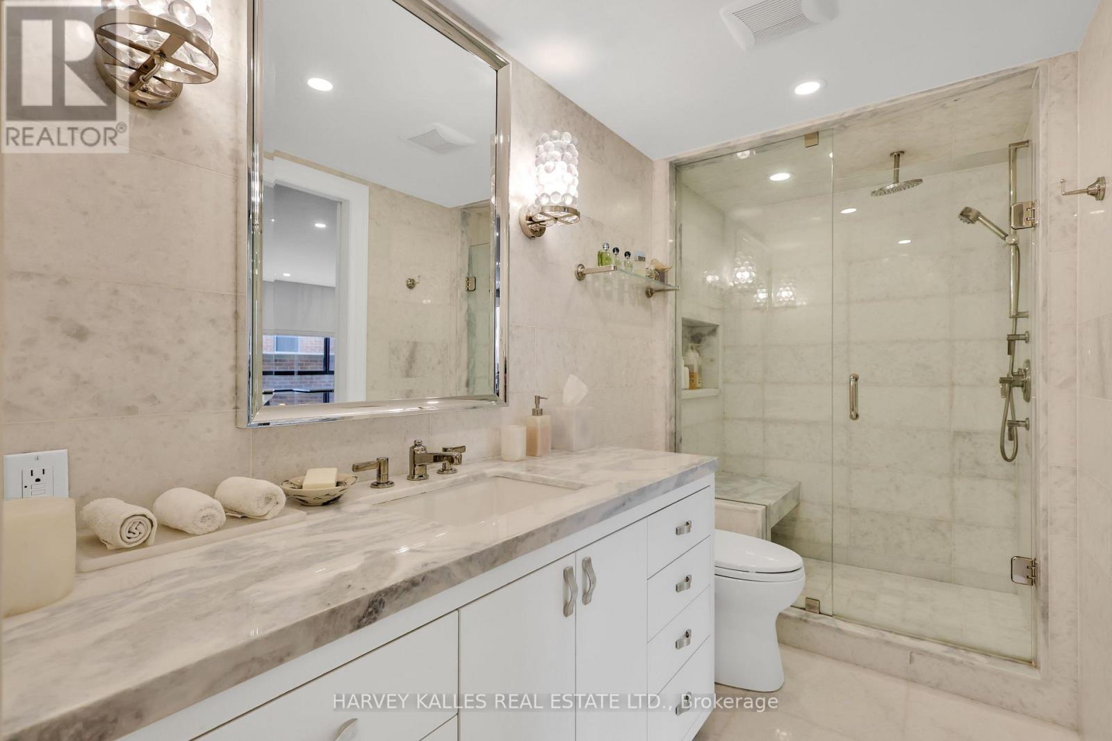 324-325 - 40 Sylvan Valley Way, Toronto, Ontario  M5M 4M3 - Photo 24 - C12679952