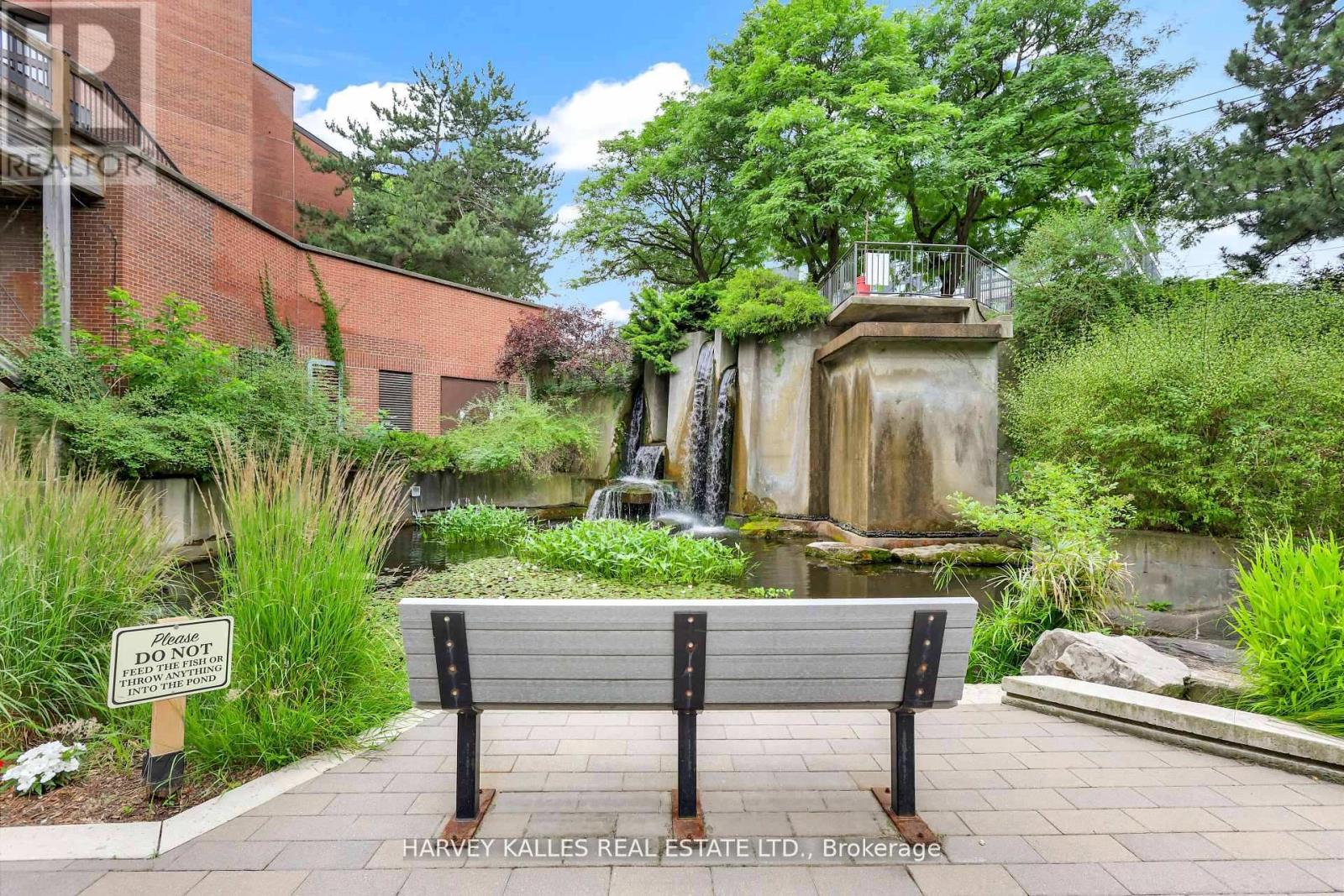 324-325 - 40 Sylvan Valley Way, Toronto, Ontario  M5M 4M3 - Photo 37 - C12679952