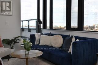 904 - 2720 Dundas Street W, Toronto, Ontario  M6P 0C3 - Photo 8 - W12684024