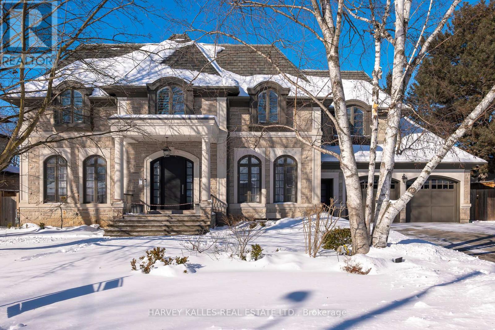 14 SULGRAVE CRESCENT, Toronto, Ontario