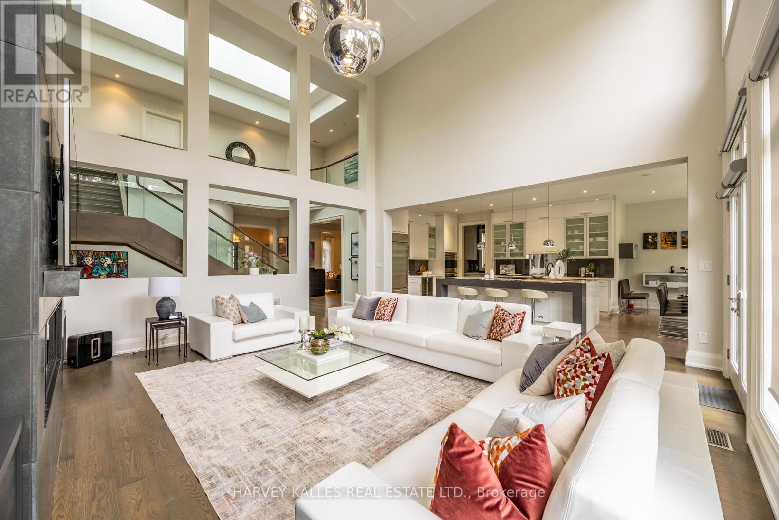 14 Sulgrave Crescent, Toronto, Ontario  M2L 1W6 - Photo 19 - C12685784