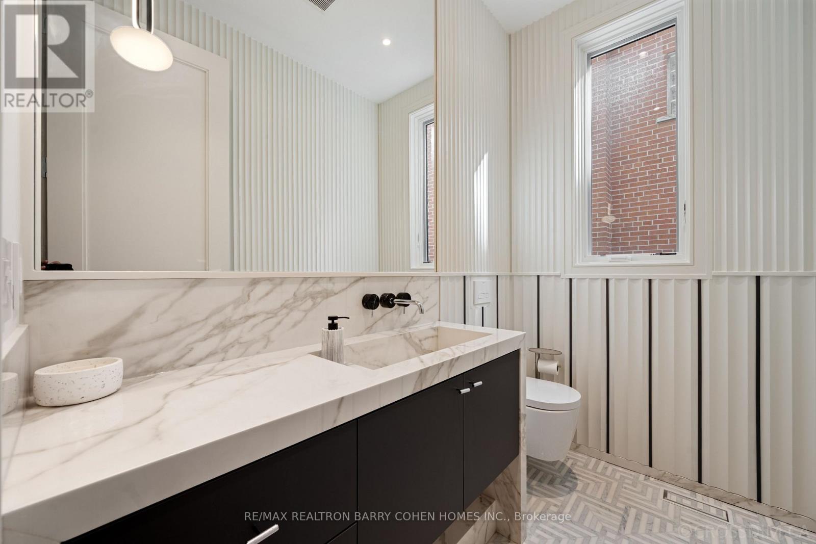 50 Daneswood Road, Toronto, Ontario  M4N 3J9 - Photo 17 - C12686616