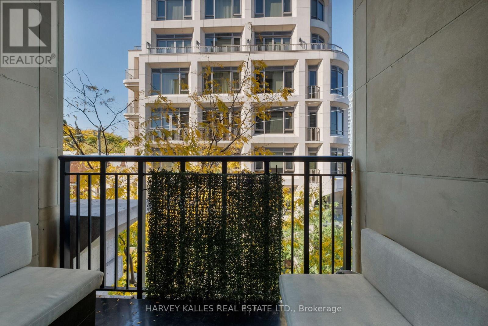 306 - 133 Hazelton Avenue, Toronto, Ontario  M5R 2E4 - Photo 15 - C12688666