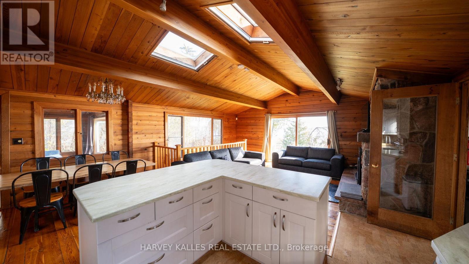 13 Pemberton Lane, Oro-Medonte, Ontario  L0L 2L0 - Photo 12 - S12689286