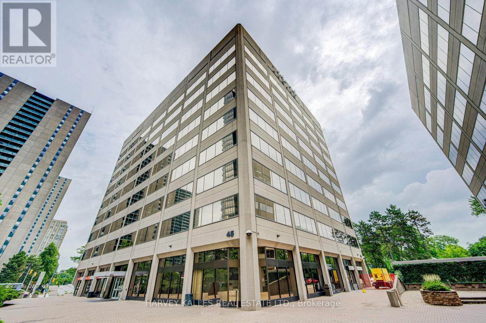 935 - 45 SHEPPARD AVENUE E, Toronto, Ontario