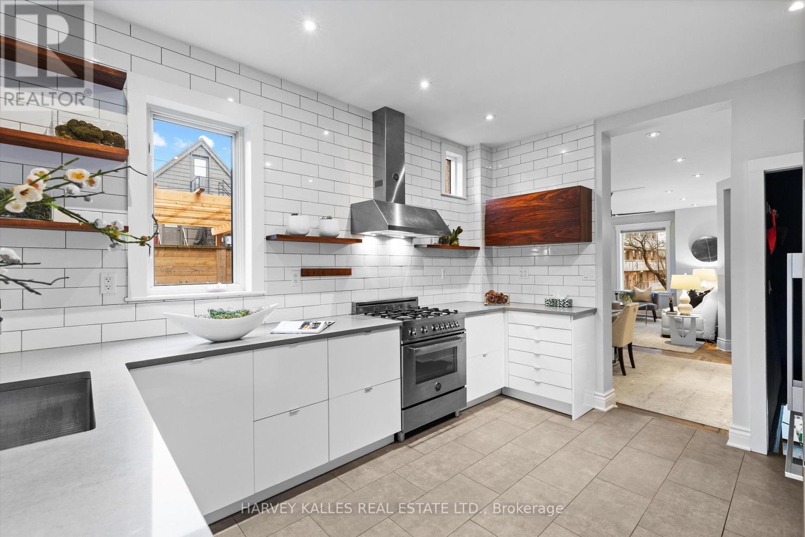 207 Stanley Avenue, Hamilton, Ontario  L8P 2L5 - Photo 15 - X12699428