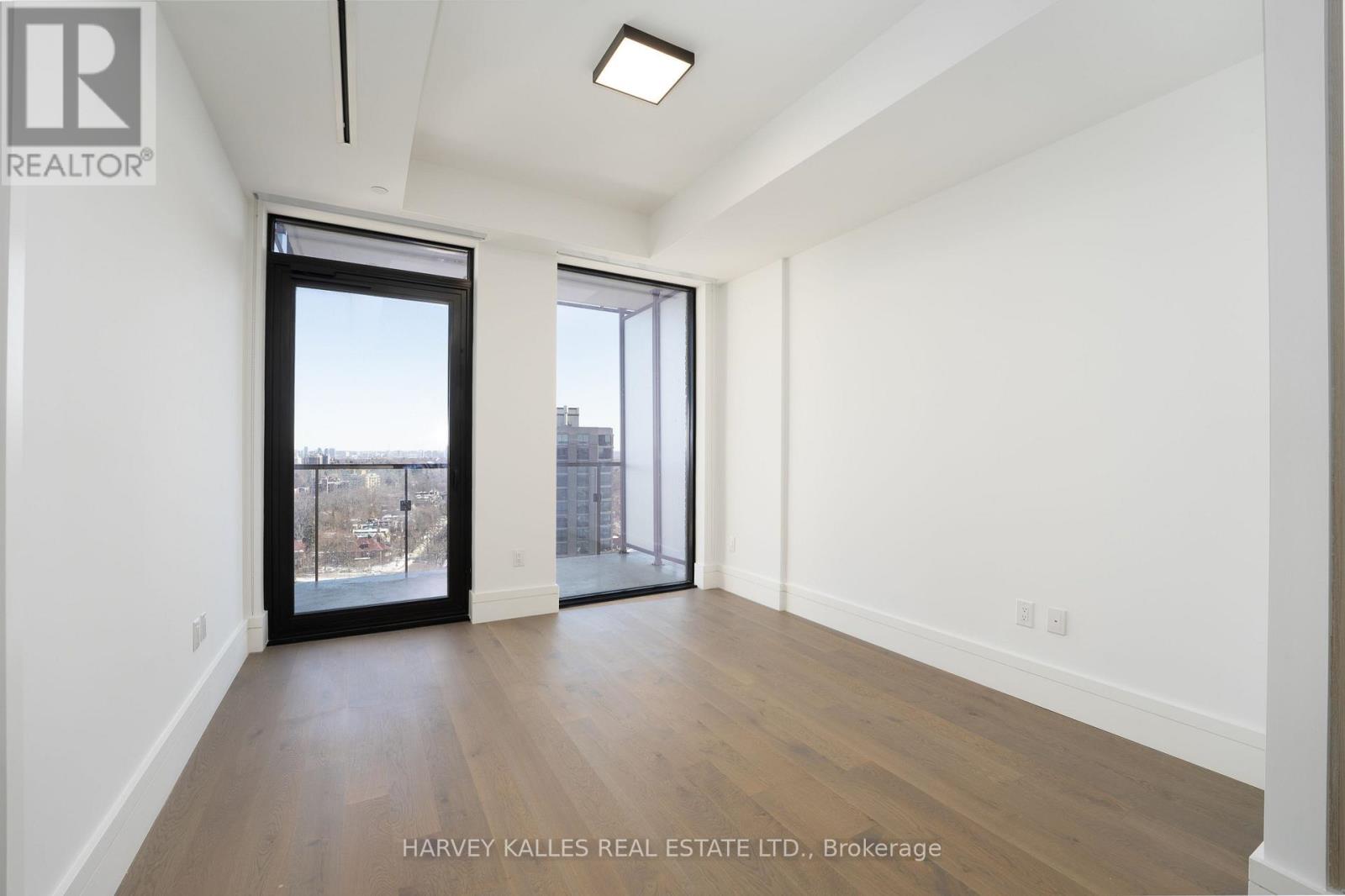 1505 - 215 Lonsdale Road, Toronto, Ontario M4V 1W7 - Photo 2 - C12702872