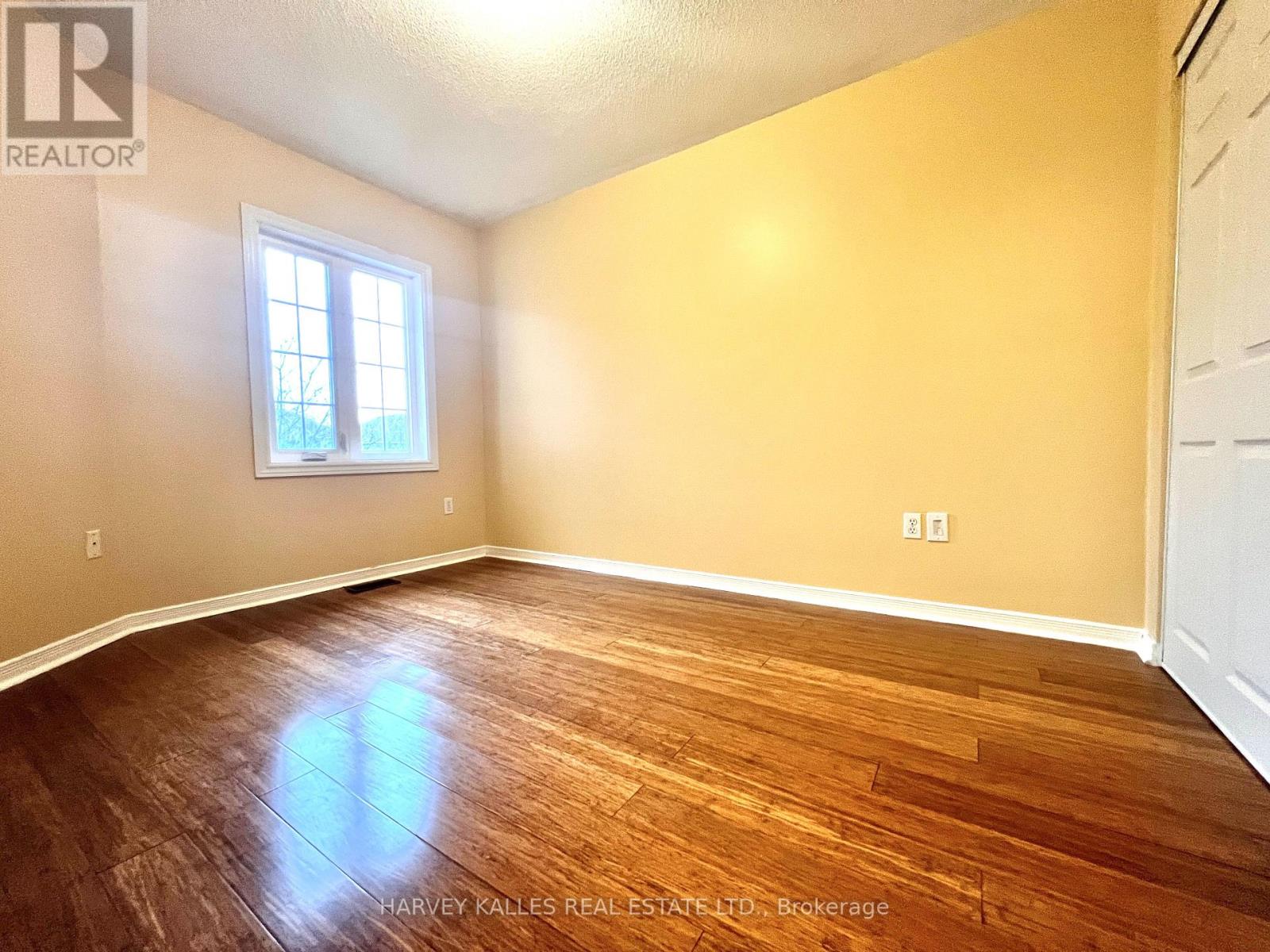 55 Native Landing, Brampton, Ontario  L6X 5A7 - Photo 12 - W12703206