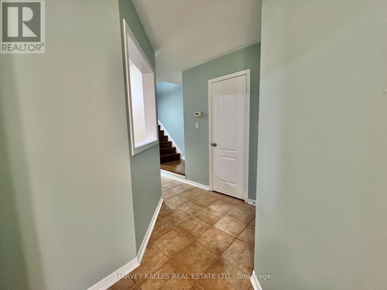 55 Native Landing, Brampton, Ontario  L6X 5A7 - Photo 3 - W12703206