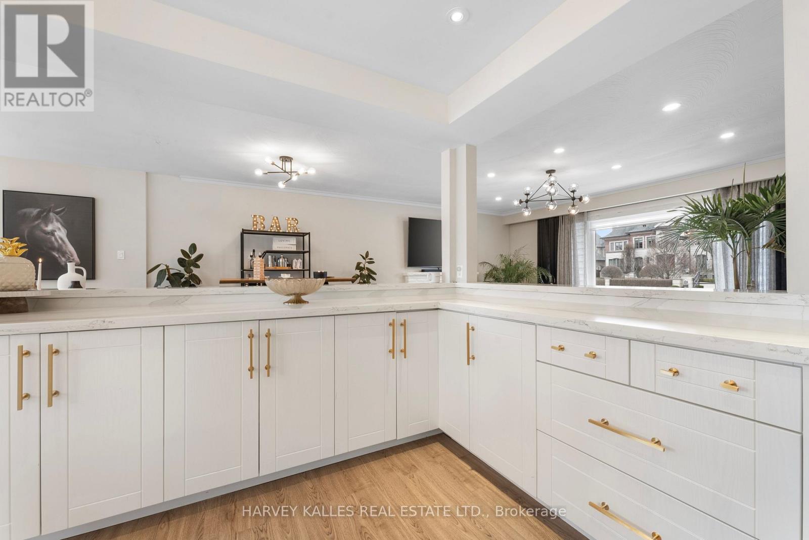 66 Westwood Lane, Richmond Hill, Ontario  L4C 6Y1 - Photo 7 - N12705666