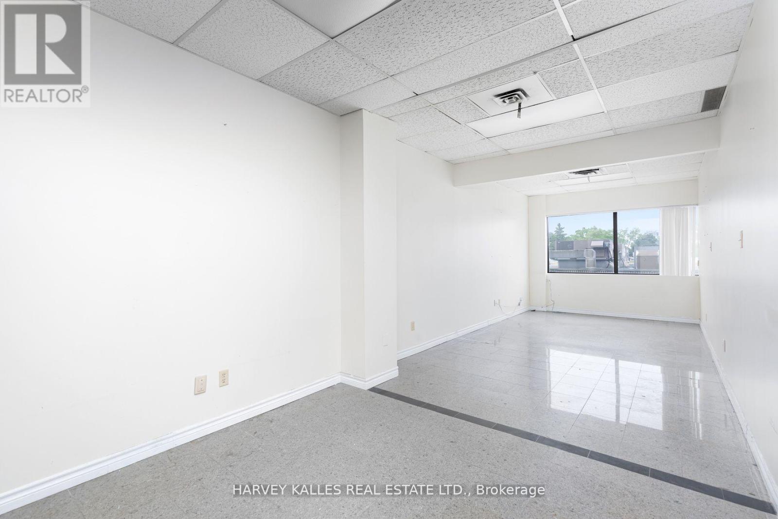 207 - 6013 Yonge Street, Toronto, Ontario  M2M 3W2 - Photo 9 - C12708110