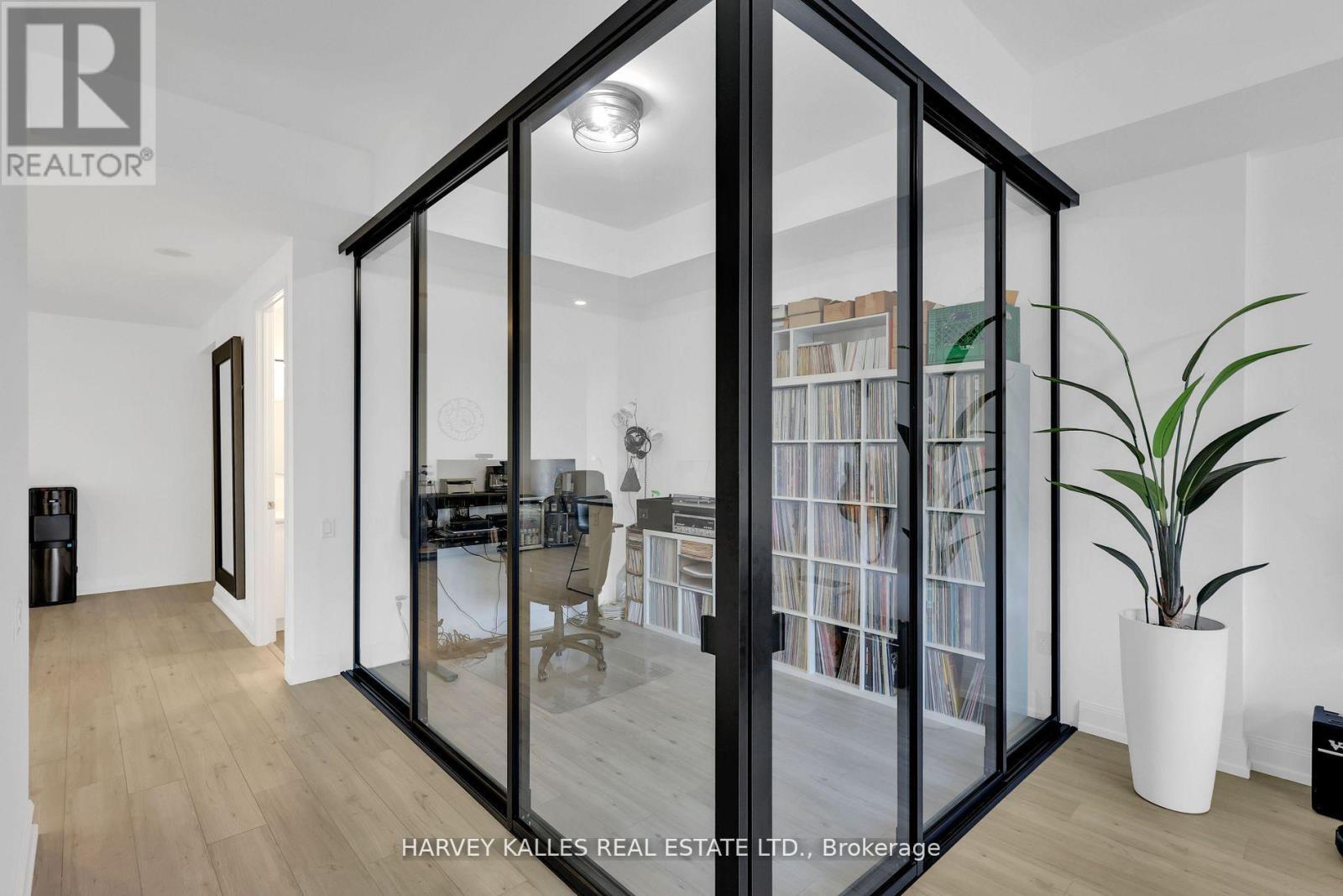 510 - 2181 Yonge Street, Toronto, Ontario M4S 3H7 - Photo 13 - C12708146